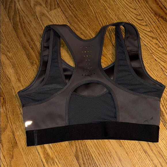 Fabletics Black and Gray Racerback Bra for Intense Workouts - Picture 4 of 8